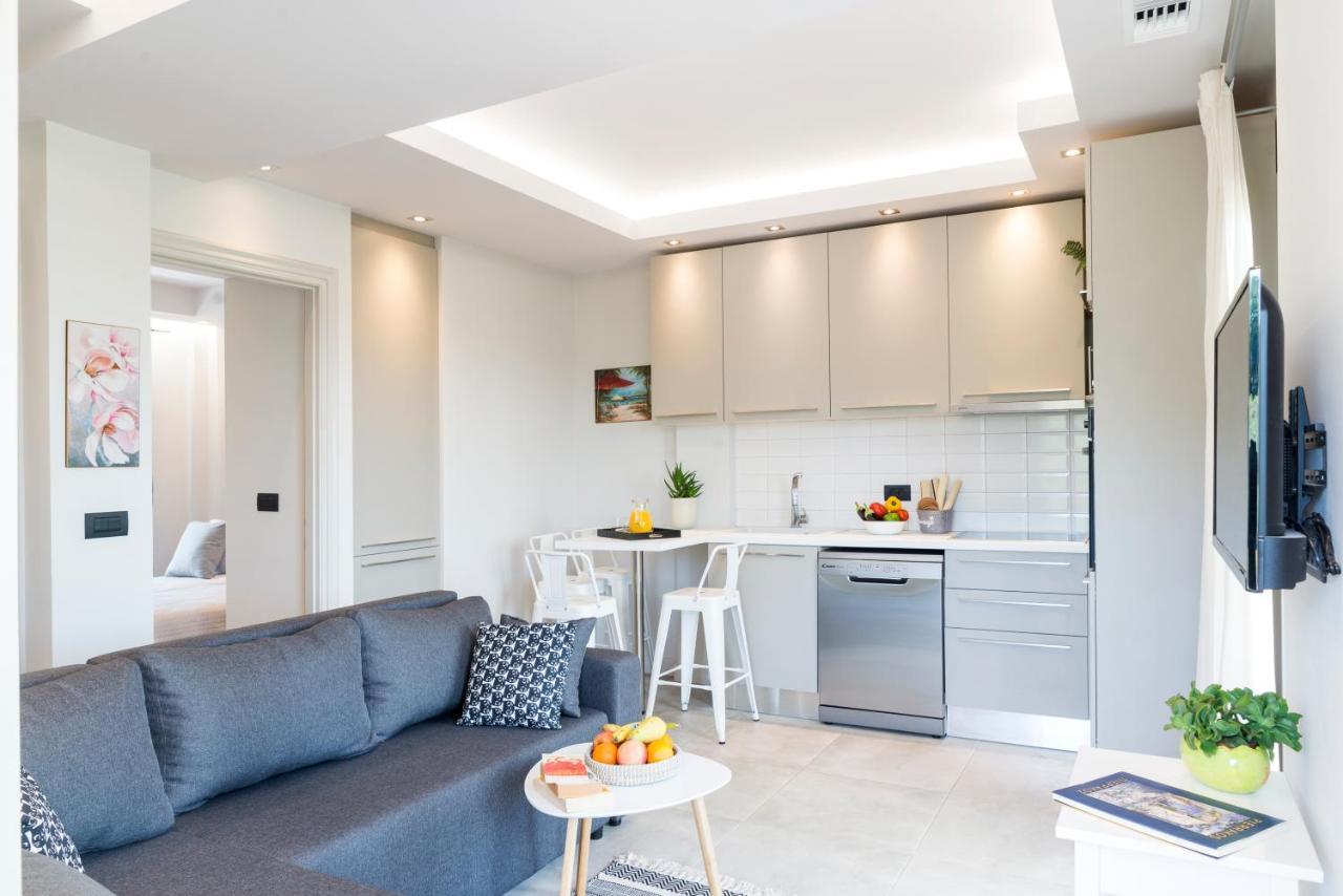Dimi Brou'S Apartments By Corfuescapes Gouvia Bagian luar foto