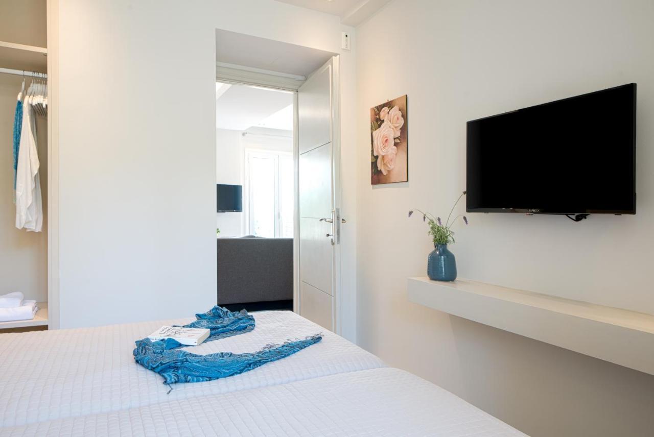 Dimi Brou'S Apartments By Corfuescapes Gouvia Bagian luar foto